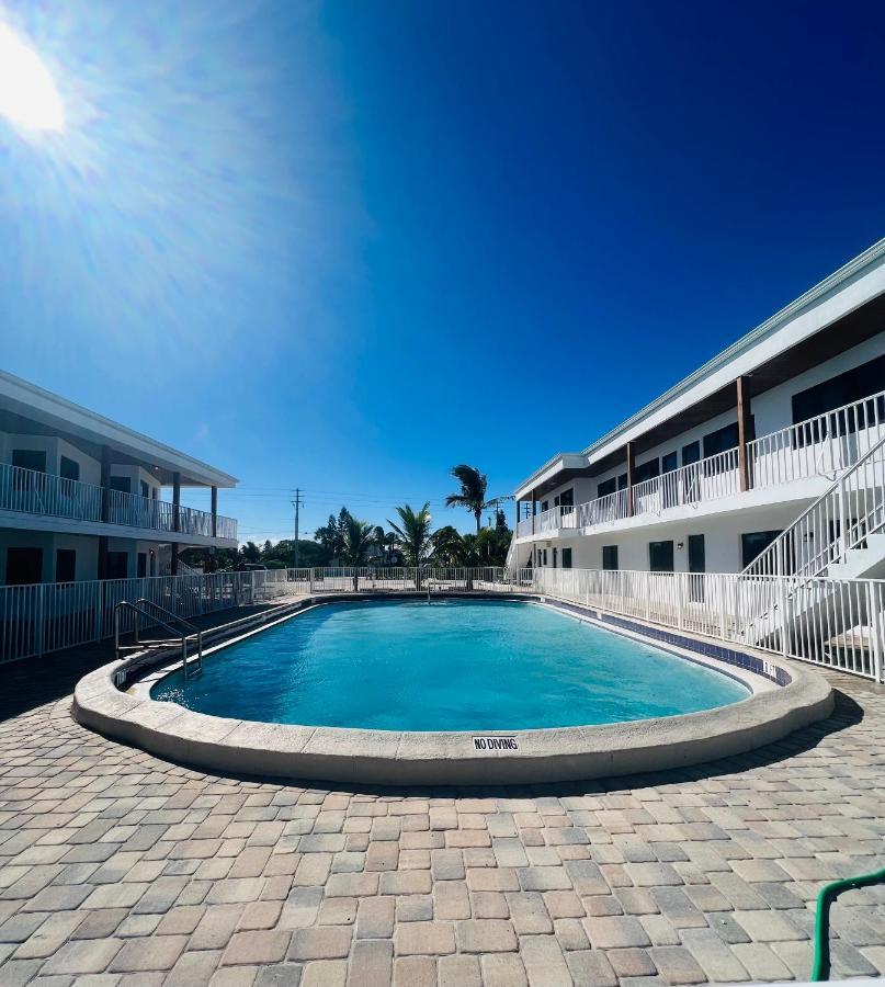 Melbourne Beach Resort Buitenkant foto