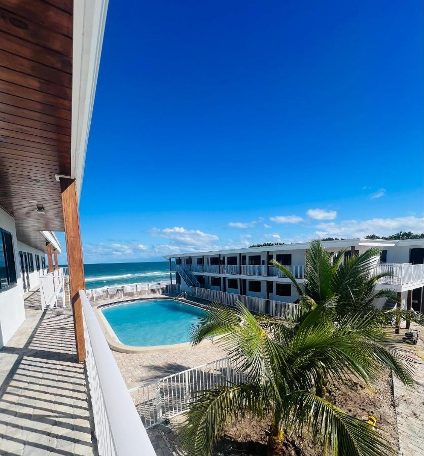 Melbourne Beach Resort Buitenkant foto