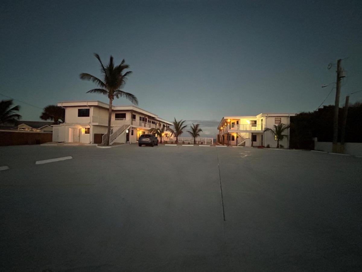 Melbourne Beach Resort Buitenkant foto